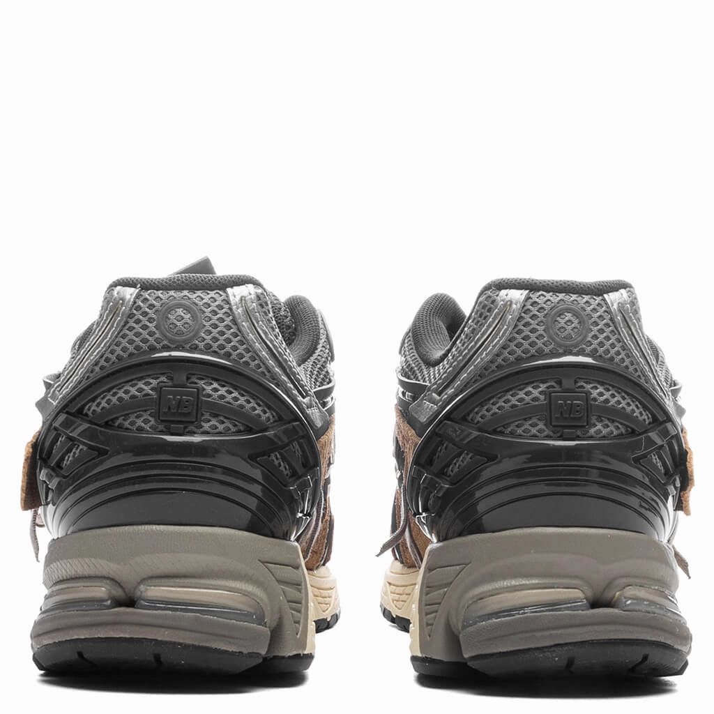 1906A - Great Plains/Slate Grey/Incense New Balance Sport & Comfort Shoes