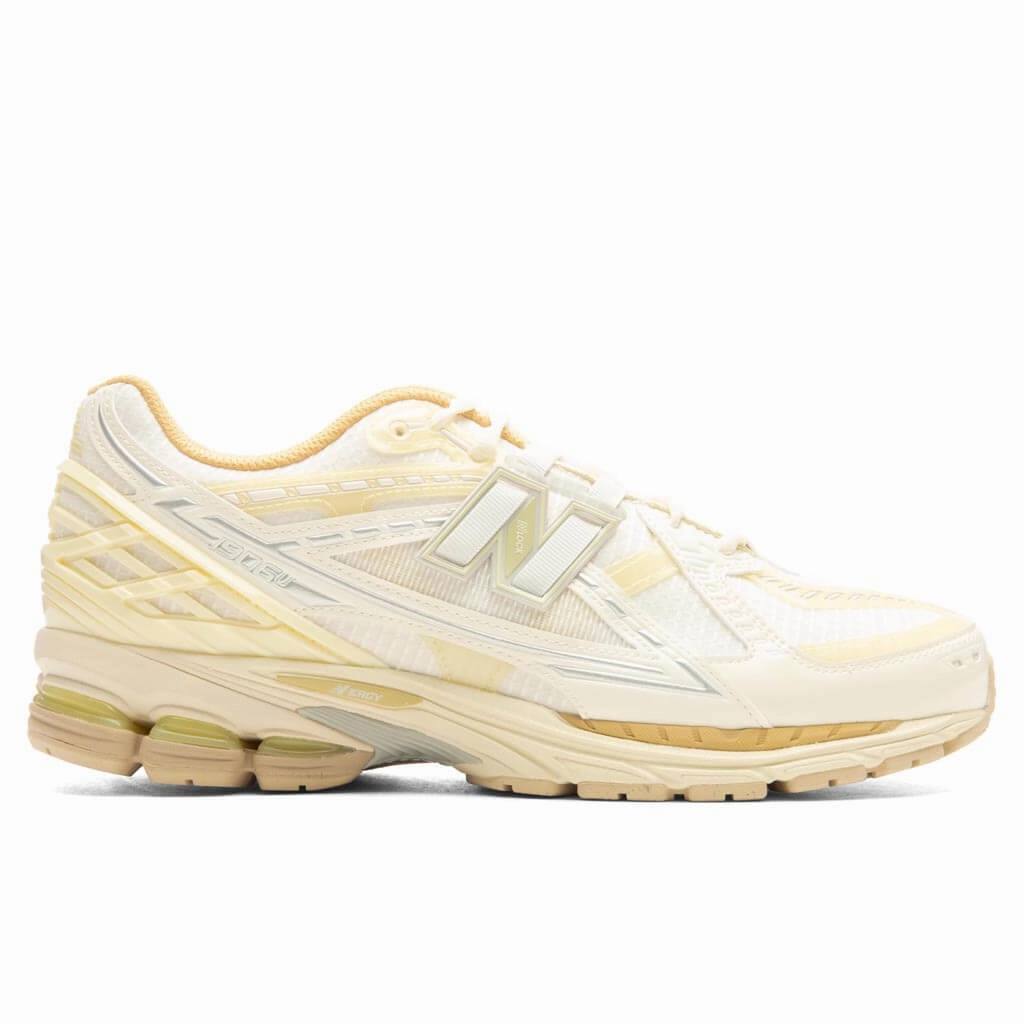 1906U  'Jade Pack' - Sea Salt New Balance shoes for walking and running
