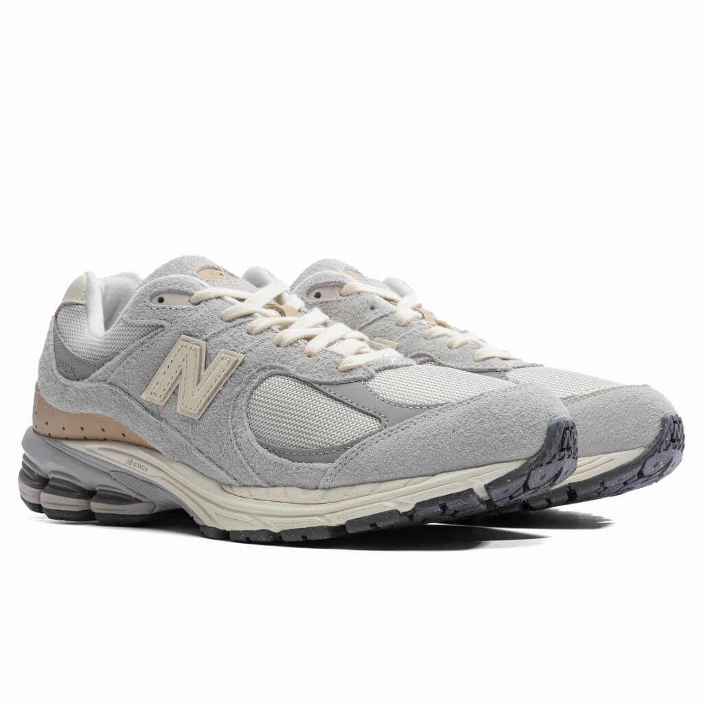2002R - Rain Cloud/Angora New Balance Sport & Comfort Shoes