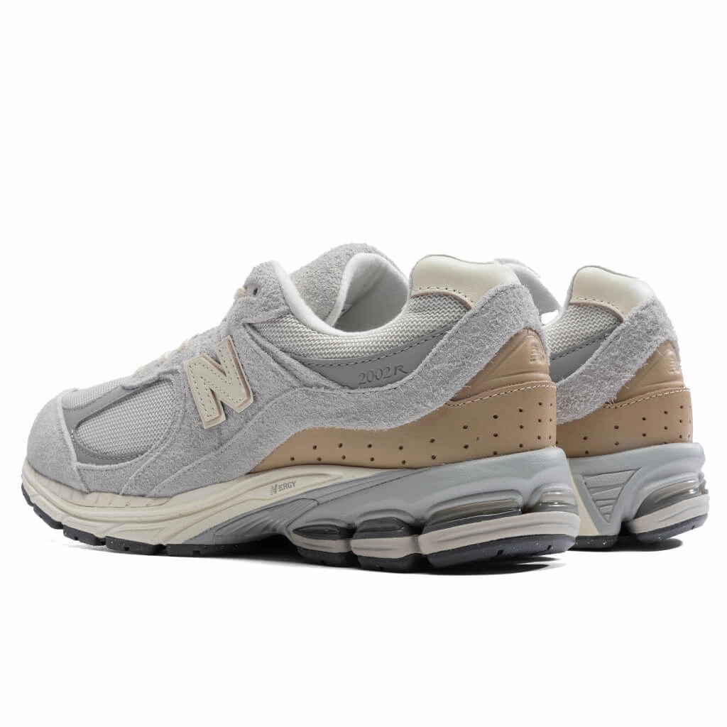2002R - Rain Cloud/Angora New Balance Sport & Comfort Shoes
