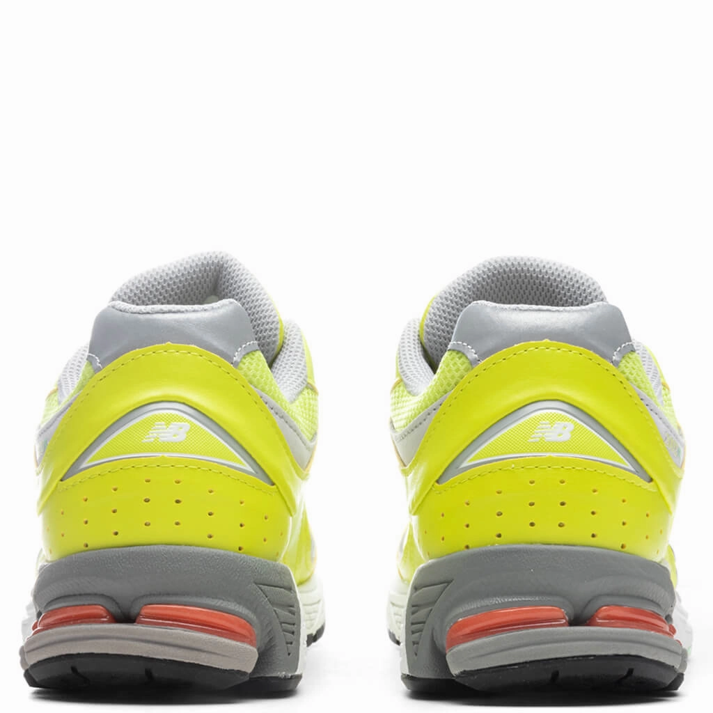 2002R - Sulphur Yellow New Balance Sport & Comfort Shoes