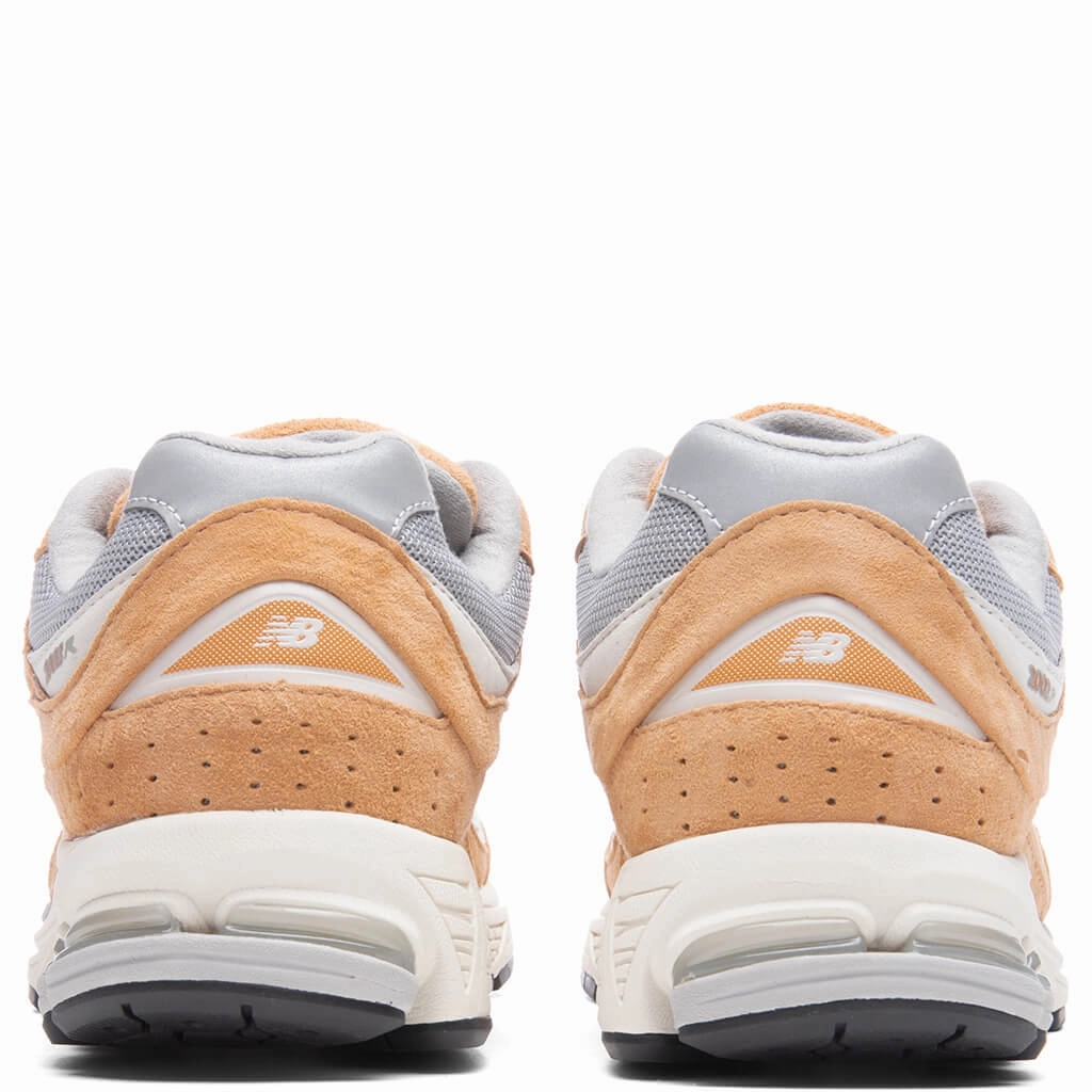 2002R - Sweet Caramel/Grey New Balance Sport & Comfort Shoes