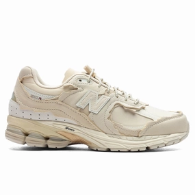 2002RD - Sandstone/Turtledove/Gold Metallic New Balance shoes for walking and running
