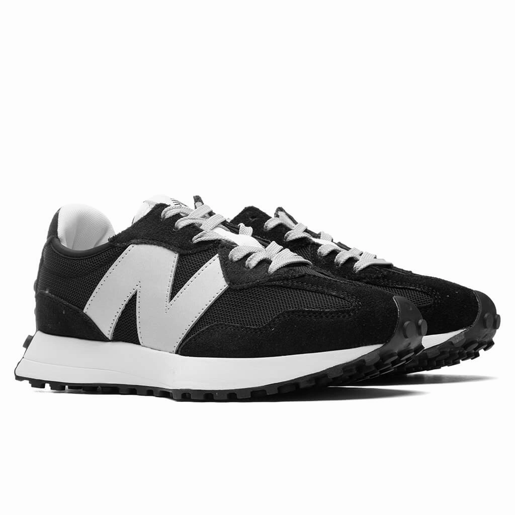 327 - Black/Metallic New Balance Sport & Comfort Shoes