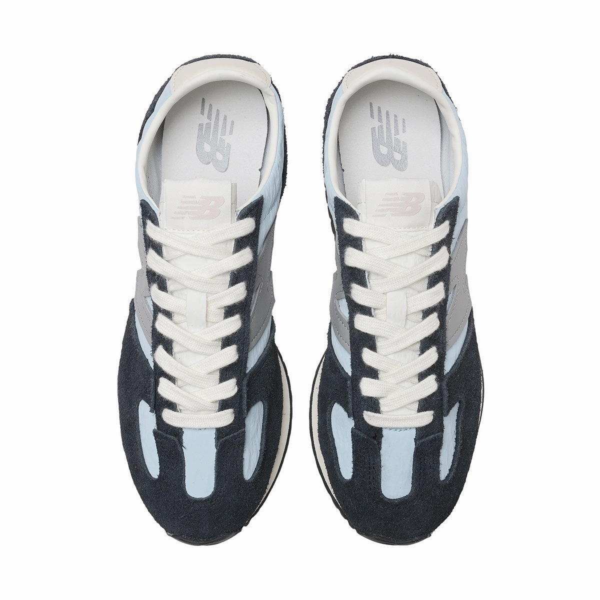 471 'Light Chrome Blue' New Balance sneaker close-ups