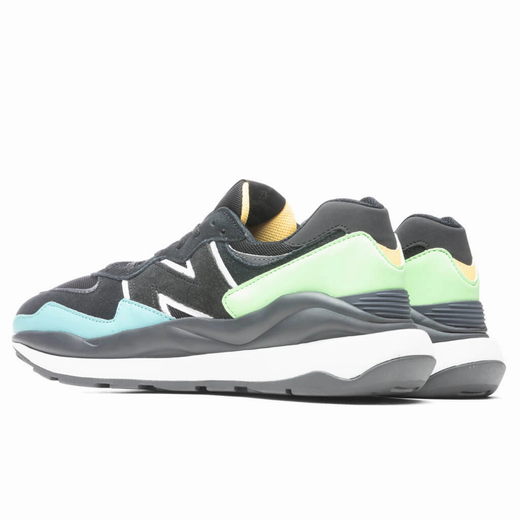 57/40 - Black/Vibrant Spring Glow New Balance Sport & Comfort Shoes