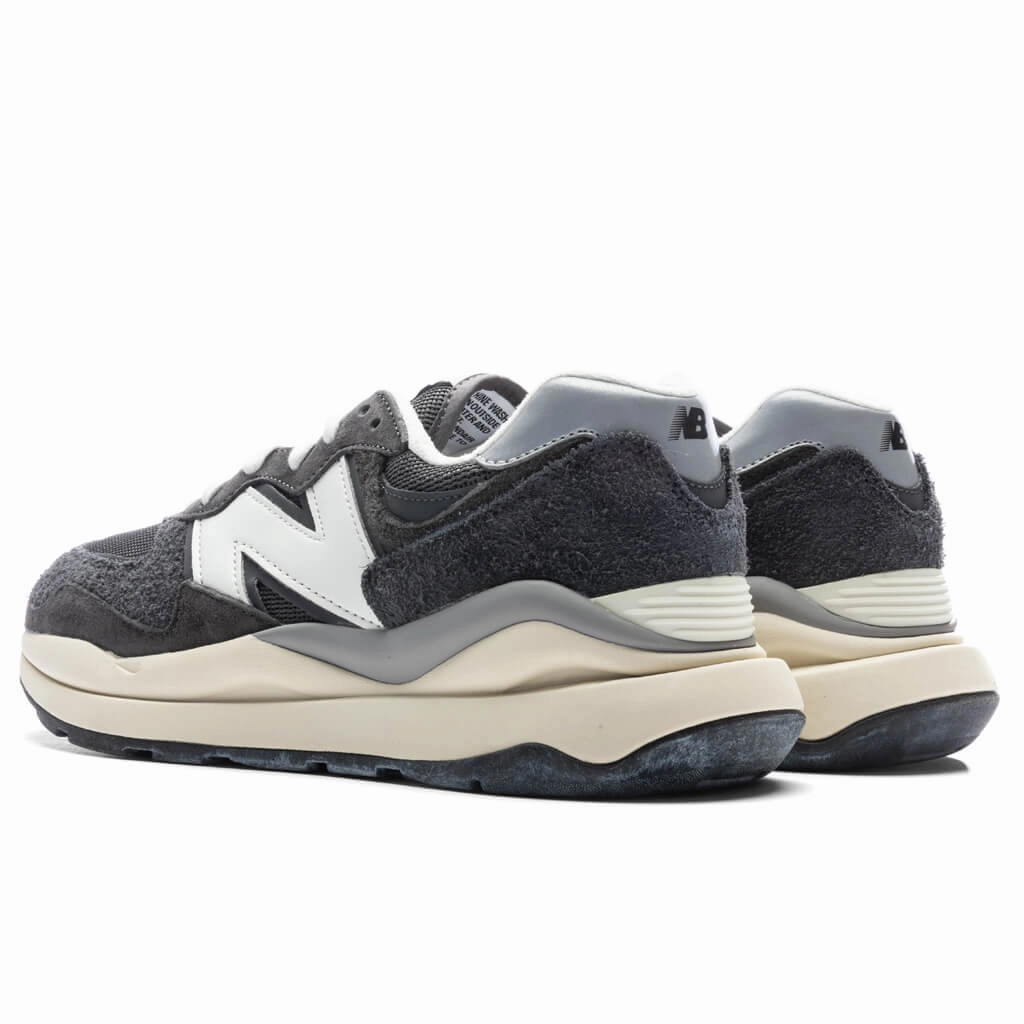 57/40 - Magnet New Balance Sport & Comfort Shoes