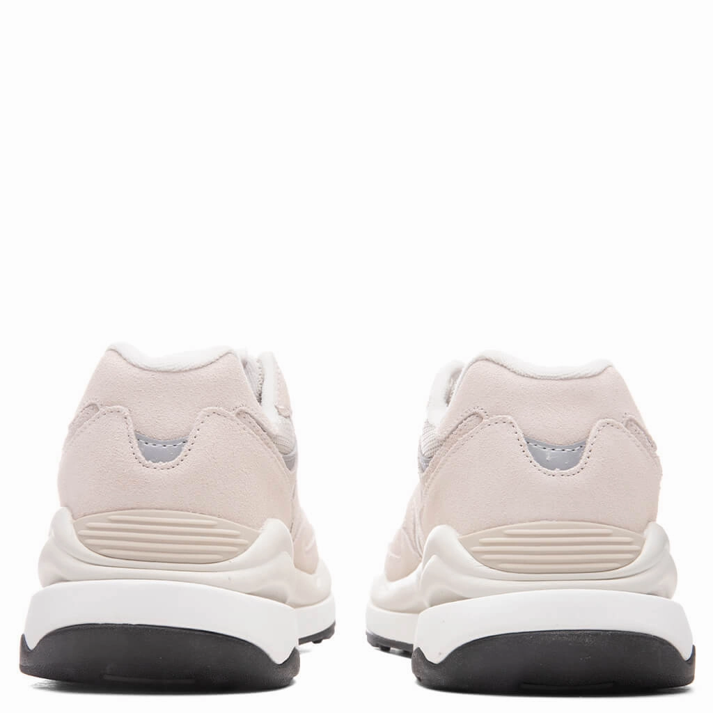 57/40 - Moonbeam/Sea Salt New Balance Sport & Comfort Shoes