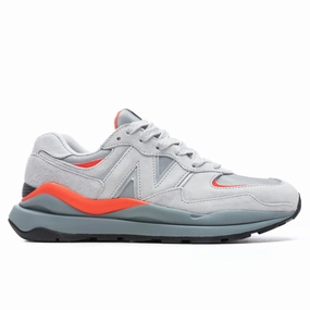 57/40 - Rain Cloud/Slate New Balance shoes for walking and running