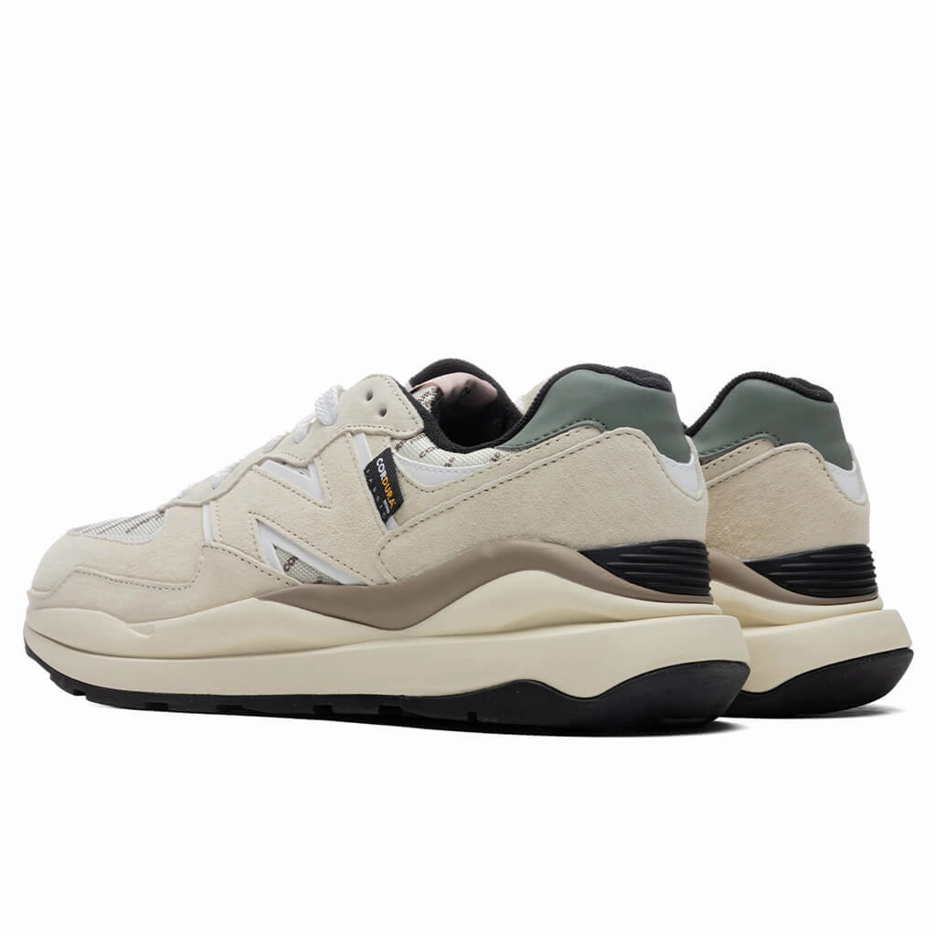 57/40 - Sulphur Yellow/Helium New Balance Sport & Comfort Shoes