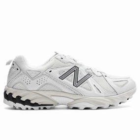 610 - Grey New Balance shoes for walking and running