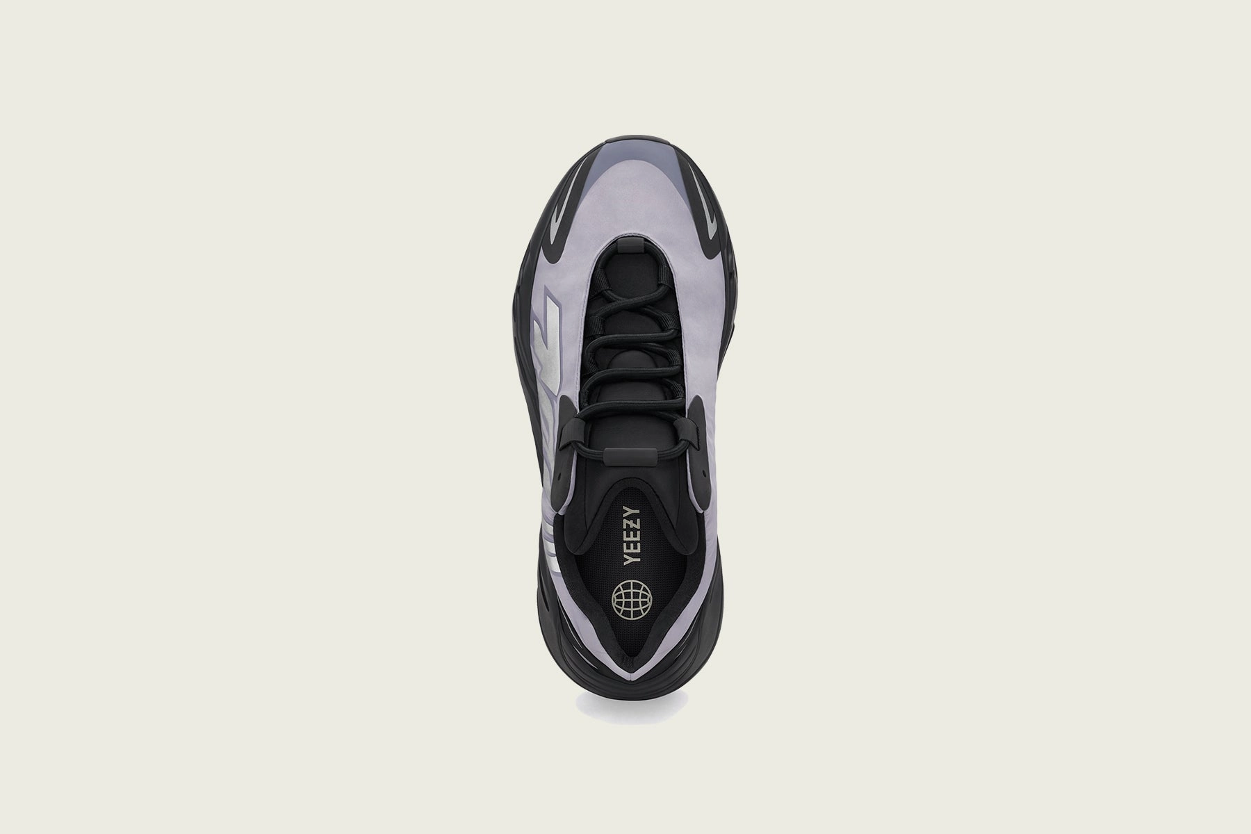 700 MNVN - Geode Adidas Classic Street Sneakers