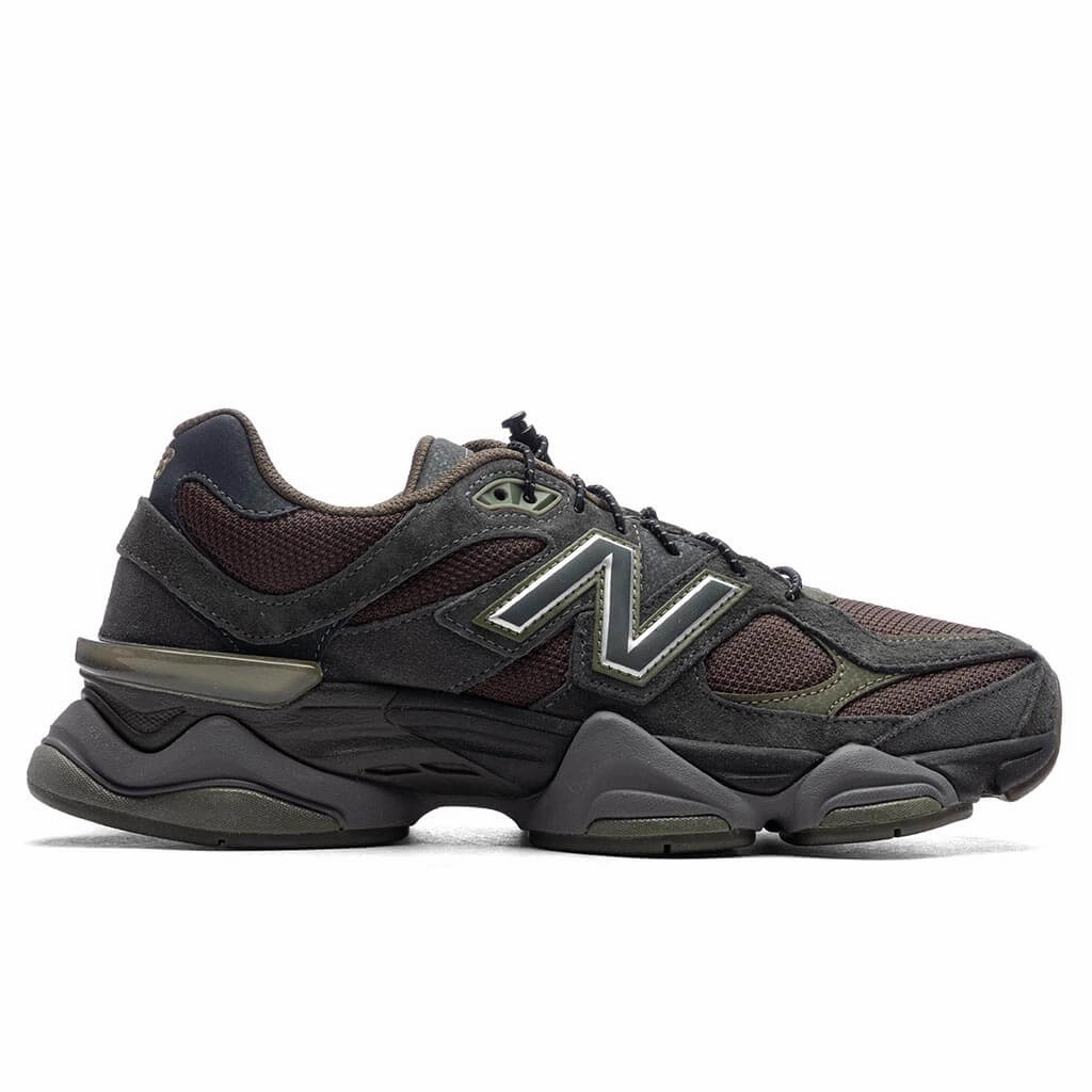 9060 - Blacktop New Balance shoes for walking and running