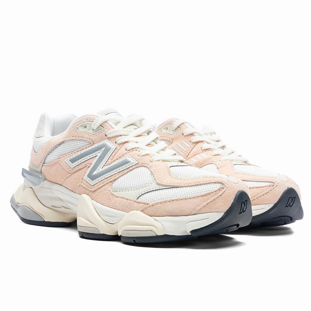 9060 - Vintage Rose/Sea Salt/Silver Metallic New Balance Sport & Comfort Shoes