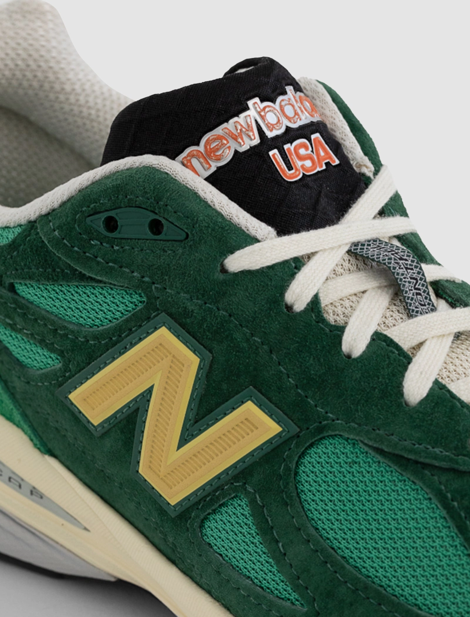 990 V3 MADE IN USA "GREEN/ YELLOW" Nike Air Force One