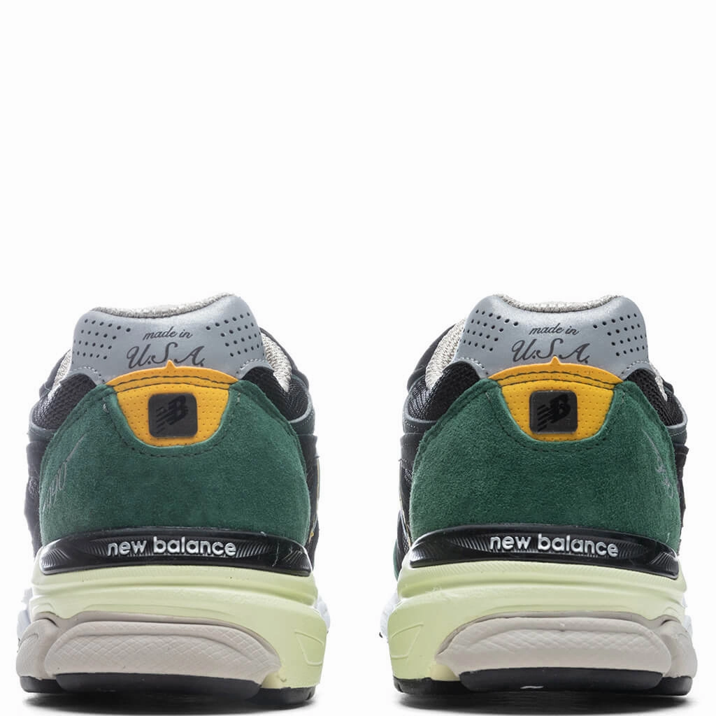 990v3 - Black/Green New Balance Sport & Comfort Shoes