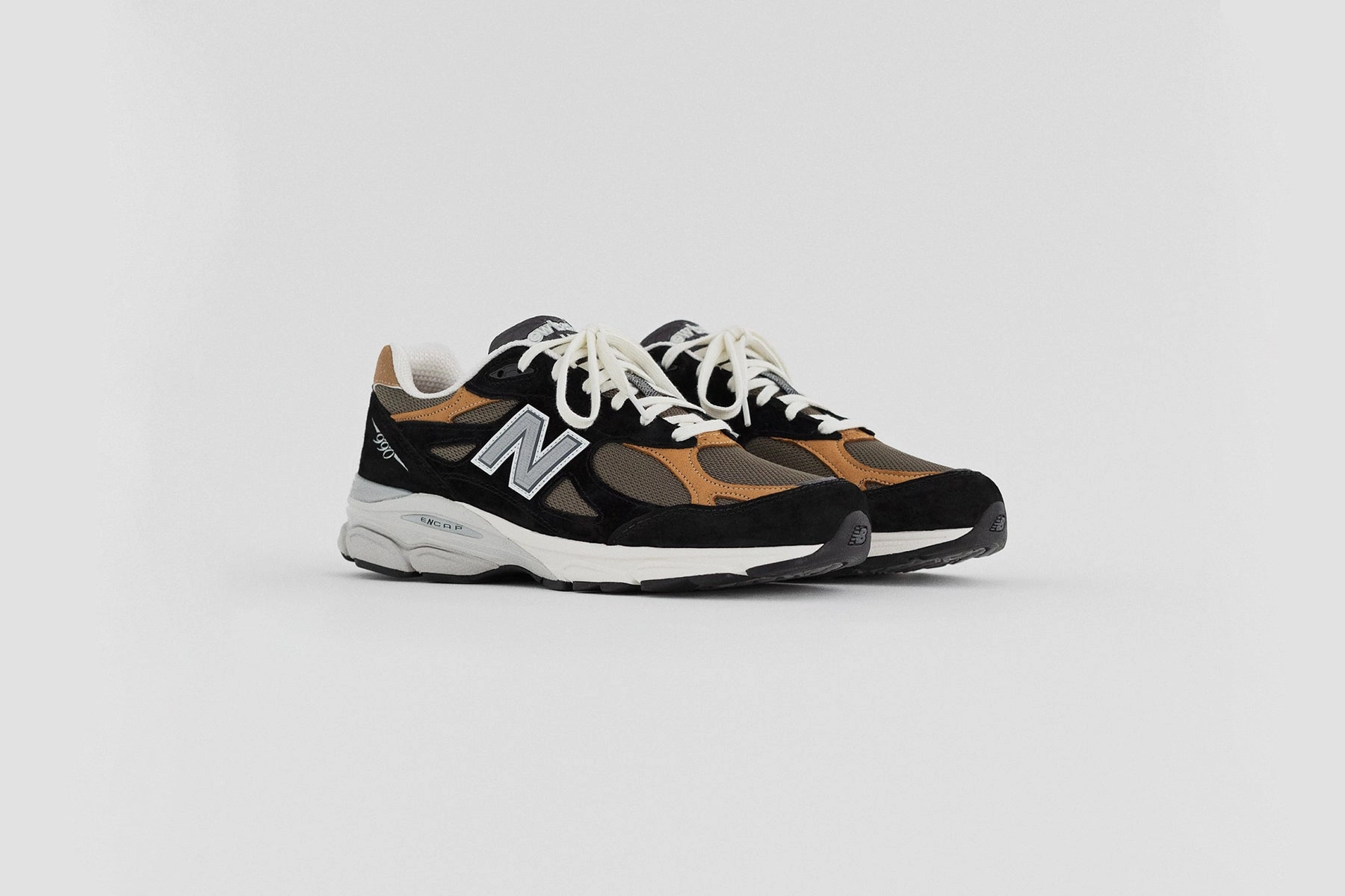 990v3 - Black New Balance Sport & Comfort Shoes