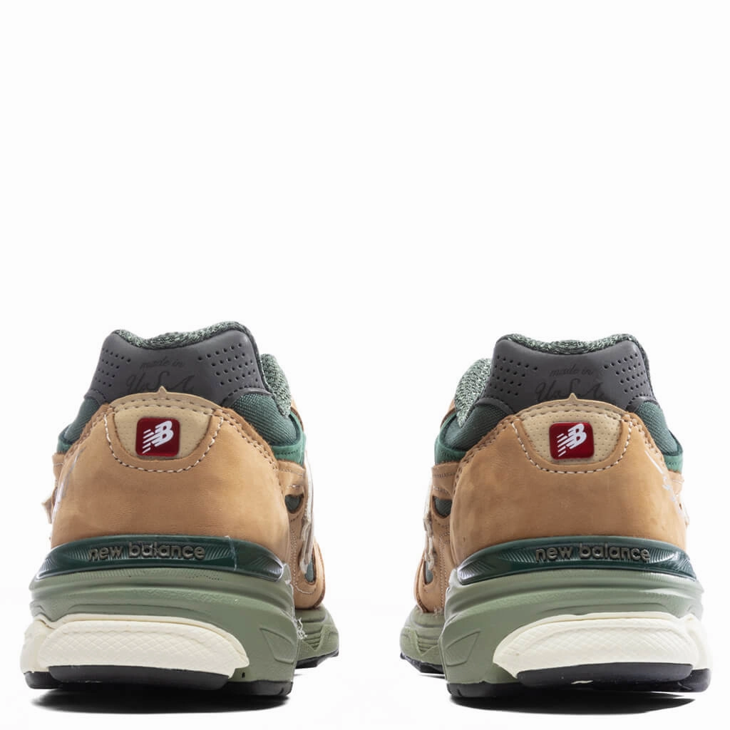 990v3 - Tan/Green New Balance Sport & Comfort Shoes