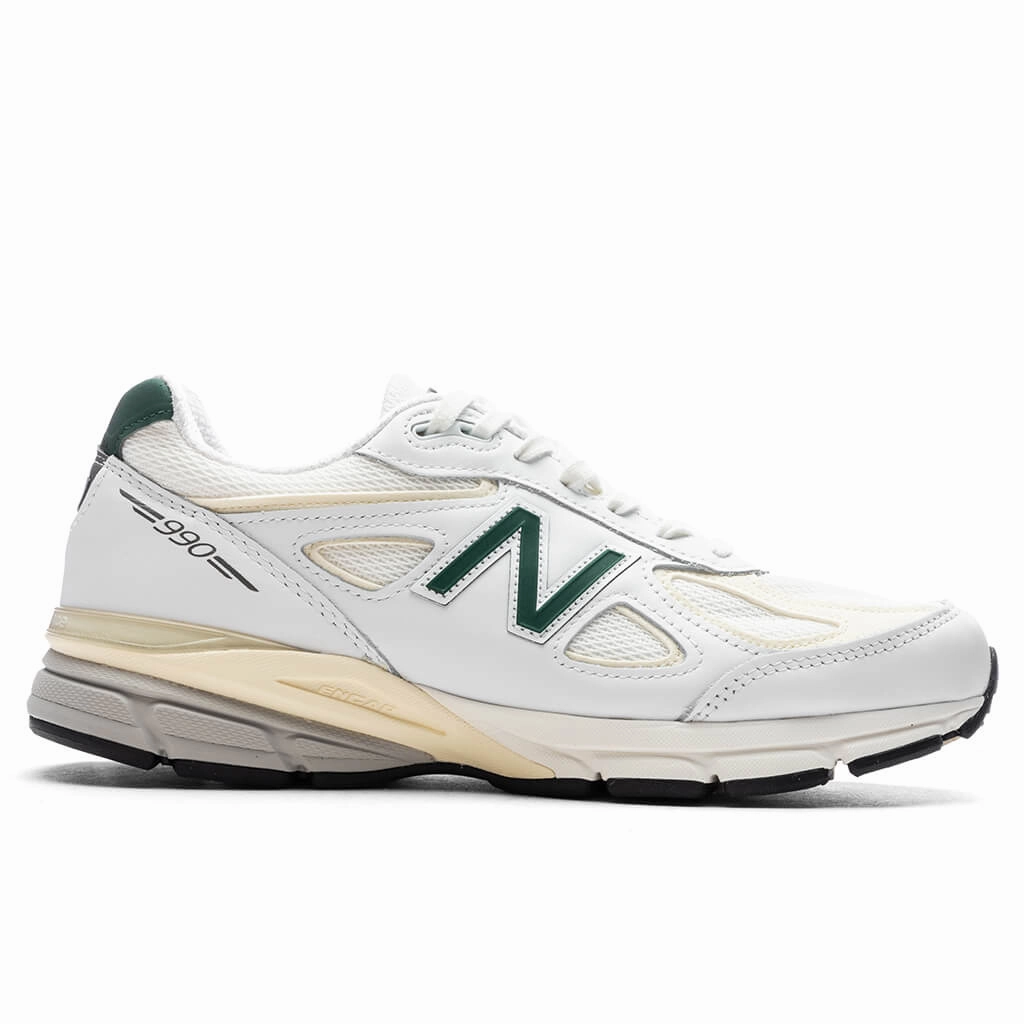 990v4 Made in USA - White New Balance shoes for walking and running