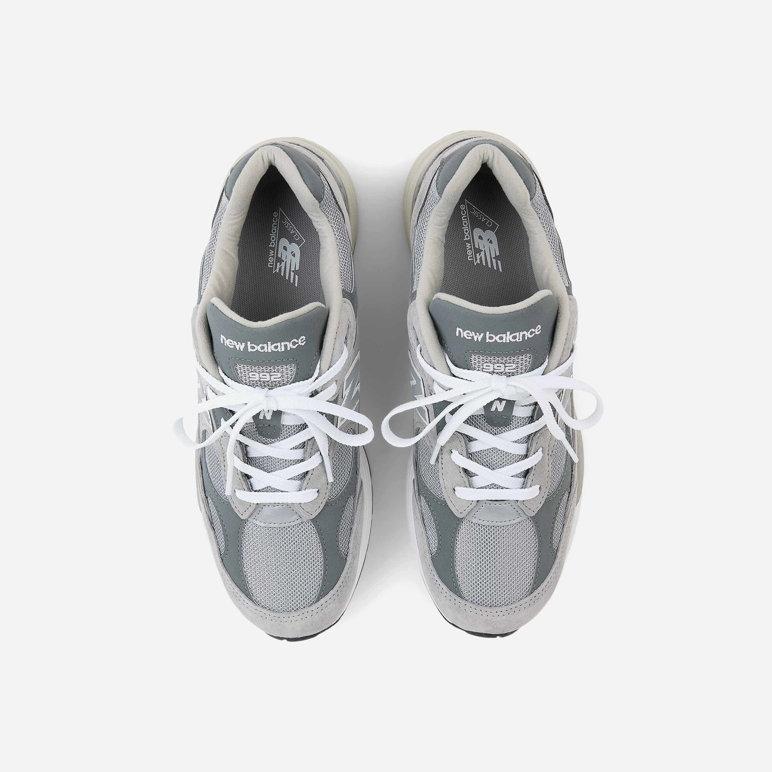 992 Nike Max 1 sneakers