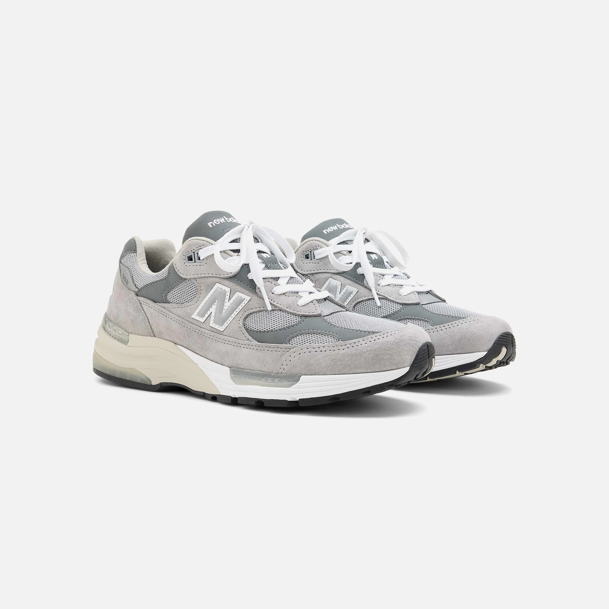 992 Nike Max 1 sneakers