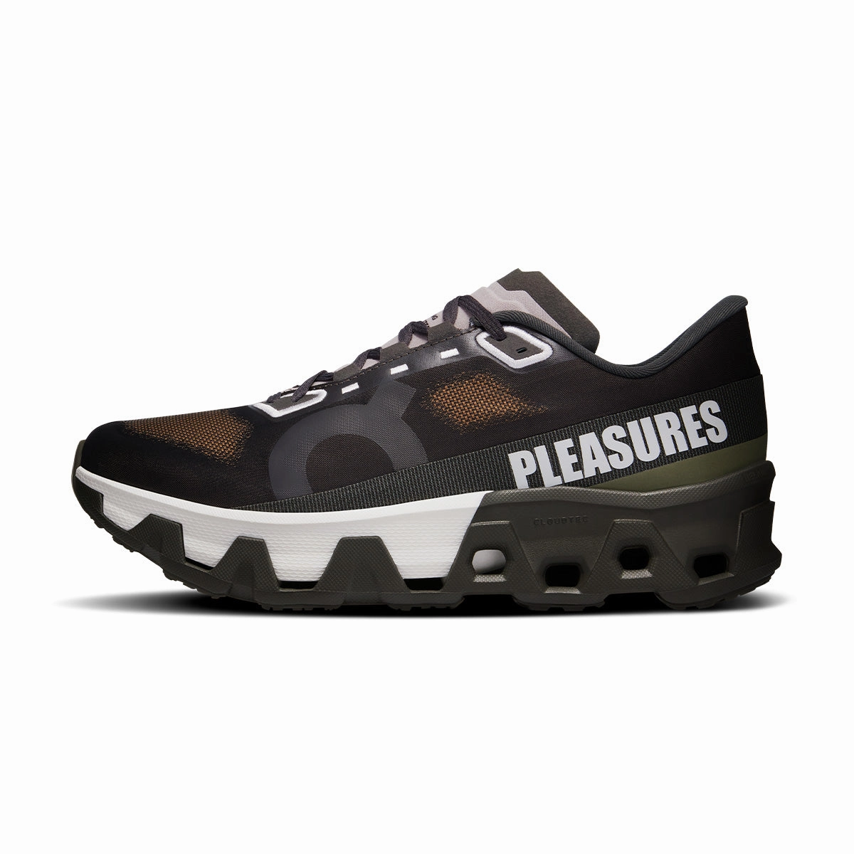   PLEASURES   The LOOP Running Supply Cloudmonster Hyper 'Expresso Elk' On versatile athletic shoe designs