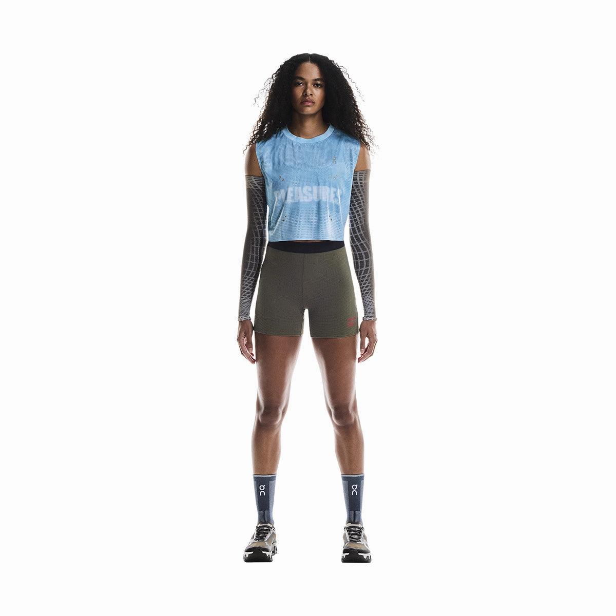   PLEASURES   The LOOP Running Supply Wmns Tank 'Blizzard' On versatile athletic shoe designs