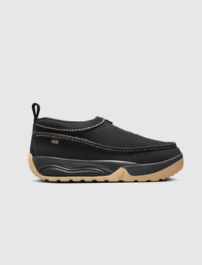 ACG IZY "BLACK LIMESTONE" Nike lifestyle shoes with signature style