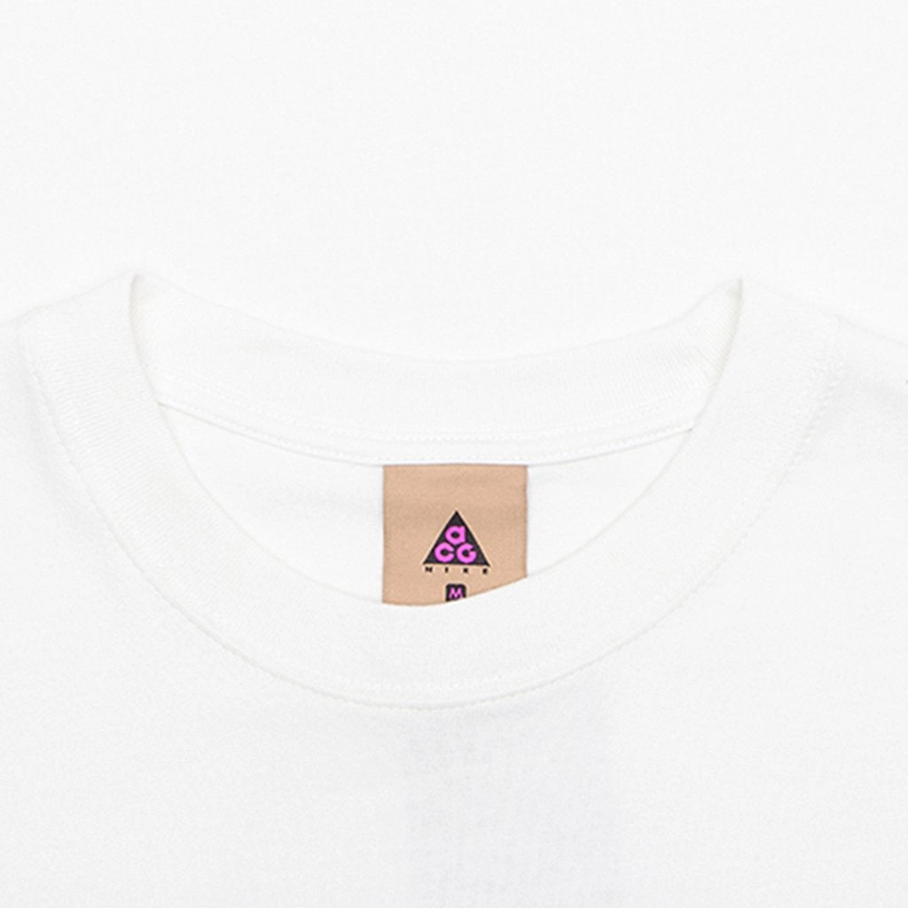 ACG Logo S/S Shirt - Summit White/Black Nike Foam Comfort Trainers