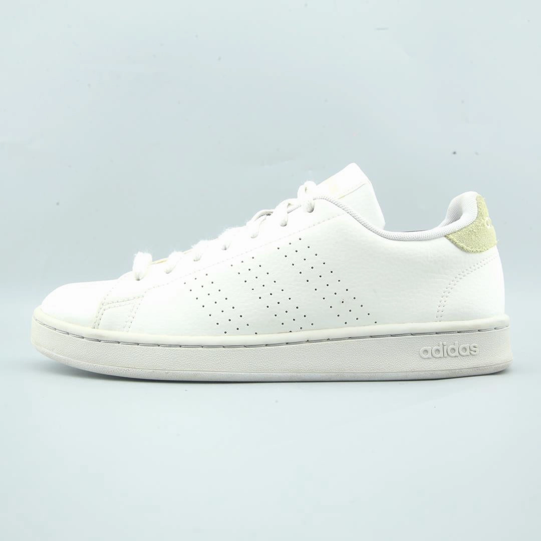 ADIDAS ADVANTAGE Adidas lightweight run shoes