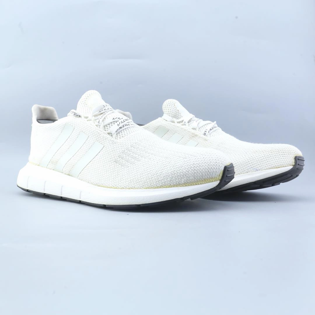ADIDAS SWIFT RUN Adidas Running Shoes for Men