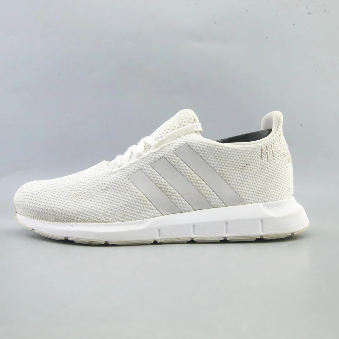 ADIDAS SWIFT RUN Adidas running shoe designs