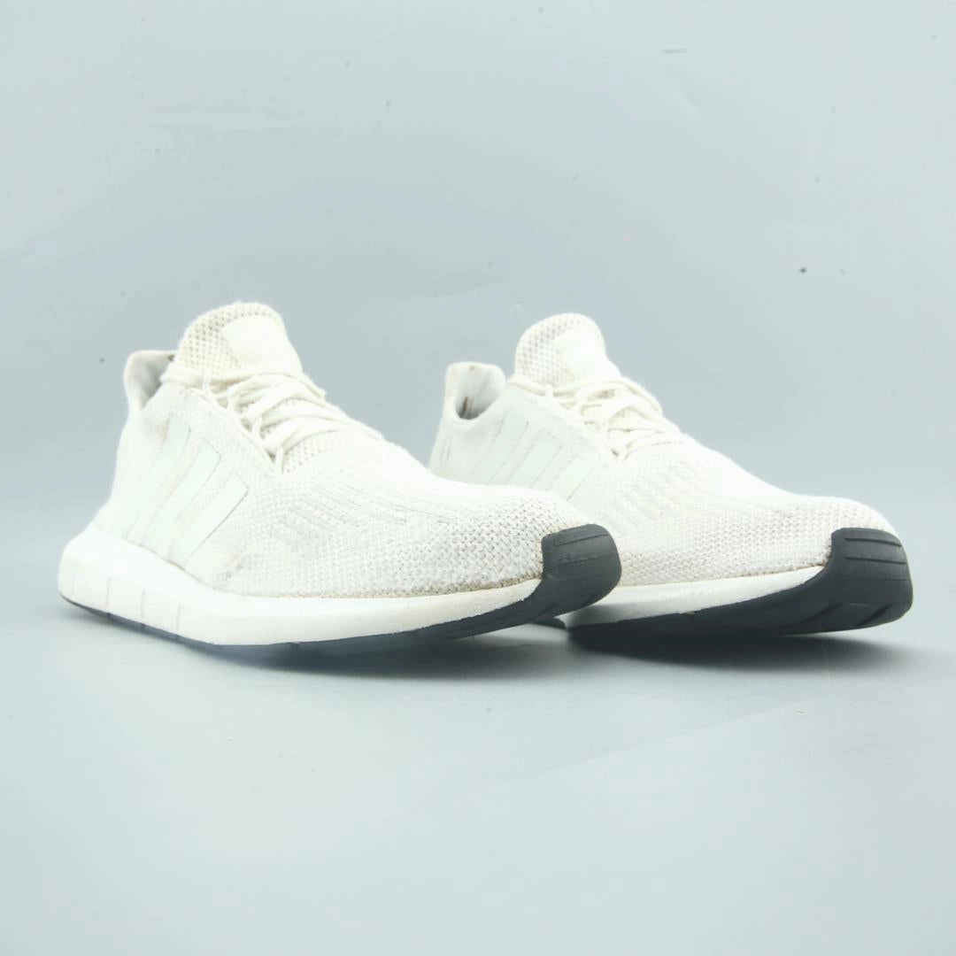 ADIDAS SWIFT RUN Adidas Running Shoes for Men