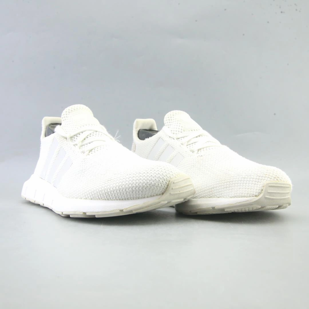 ADIDAS SWIFT RUN Adidas Running Shoes for Men