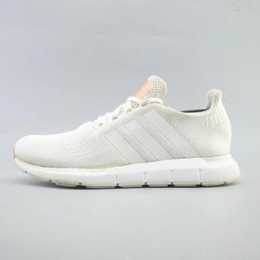ADIDAS  SWIFT RUN Adidas performance runners