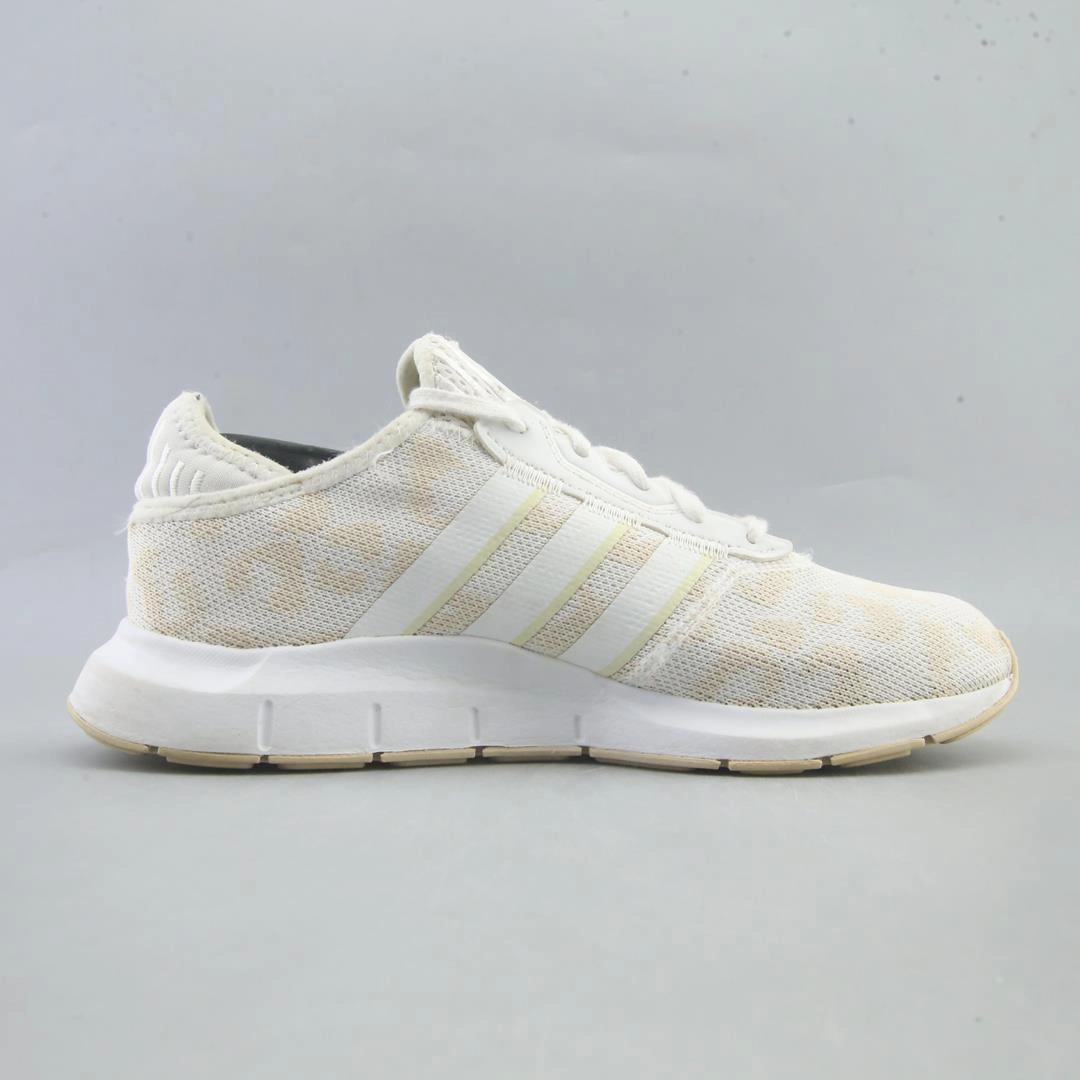 ADIDAS SWIFT RUN X Adidas Running Shoes for Men