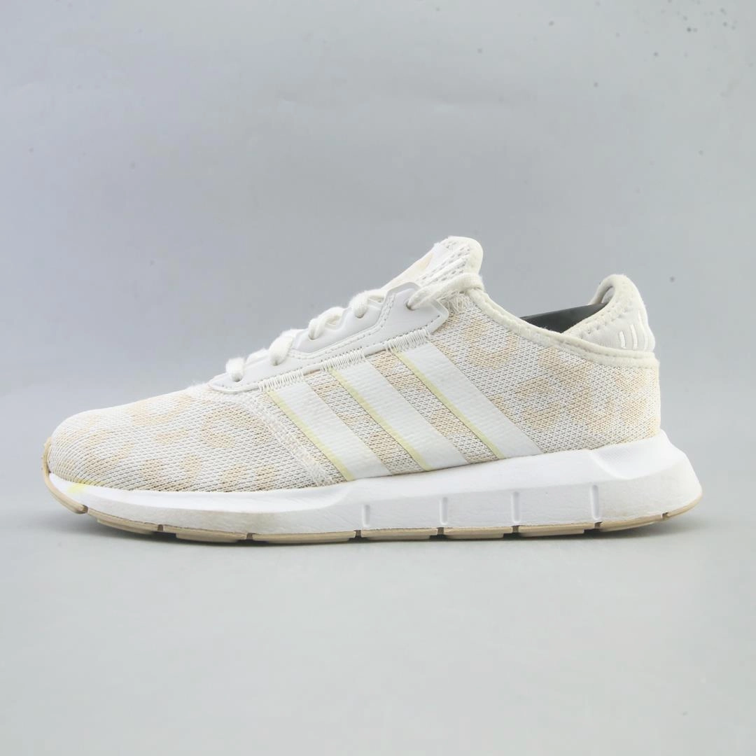 ADIDAS SWIFT RUN X Adidas running shoe designs