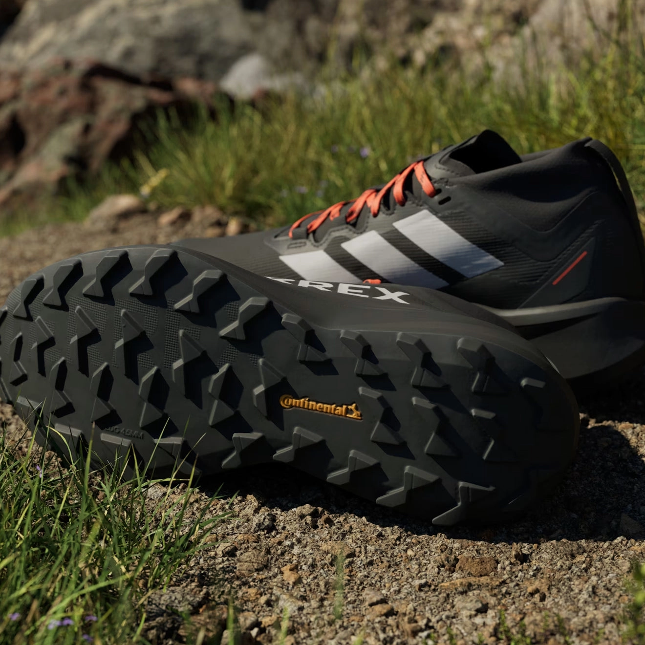 Adidas Terrex Agravic GTX Trail Running Shoe Core Black / Grey / Semi Impact Orange Versatile Training Shoes