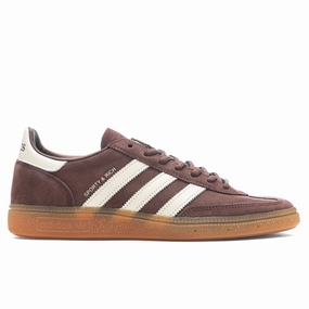 Adidas x Sporty & Rich Handball Spezial - Shadow Brown/Gum/White Tint Classic Adidas sneakers with timeless style