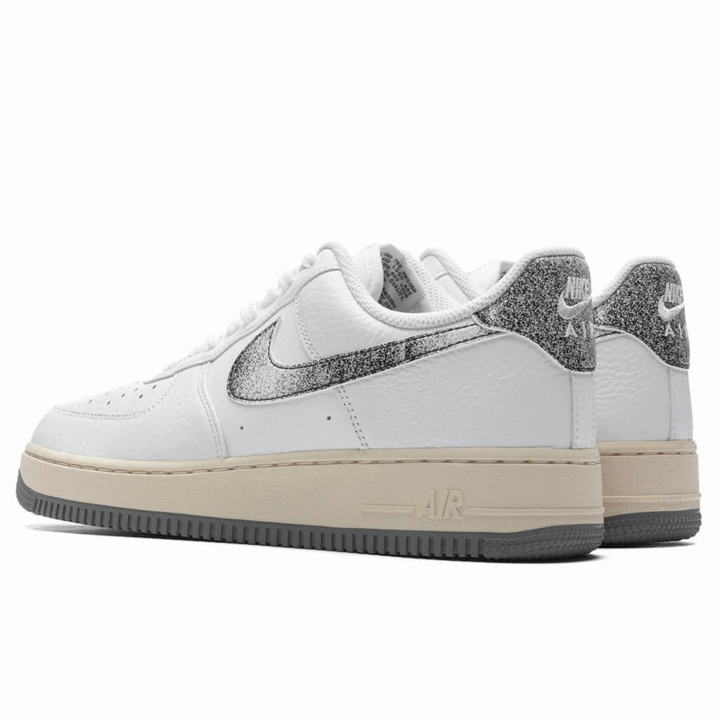 Air Force 1 07 LX - White/Smoke Grey/Beach Nike trainers with responsive foam