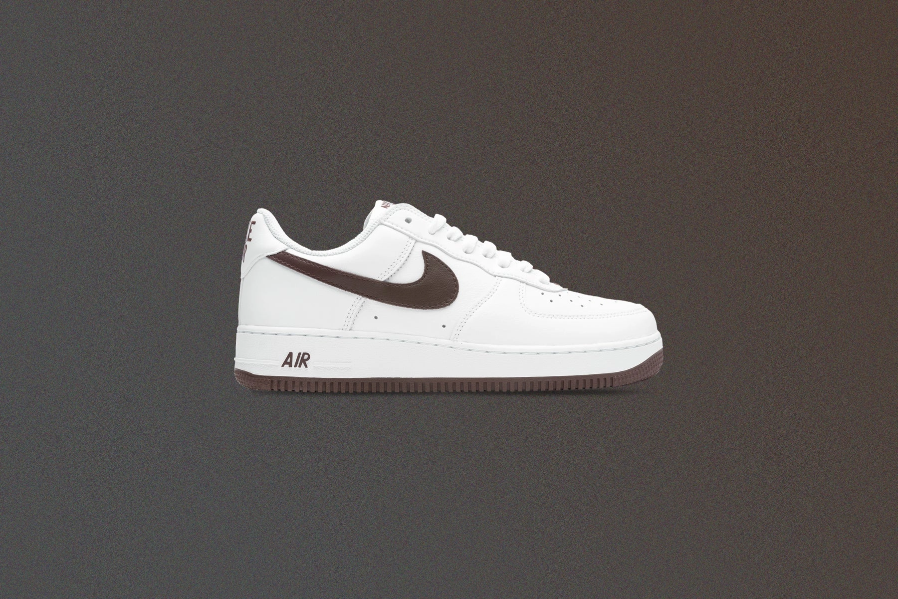 Air Force 1 Low Retro - White/Chocolate/Metallic Gold Nike Retro Lifestyle Shoes