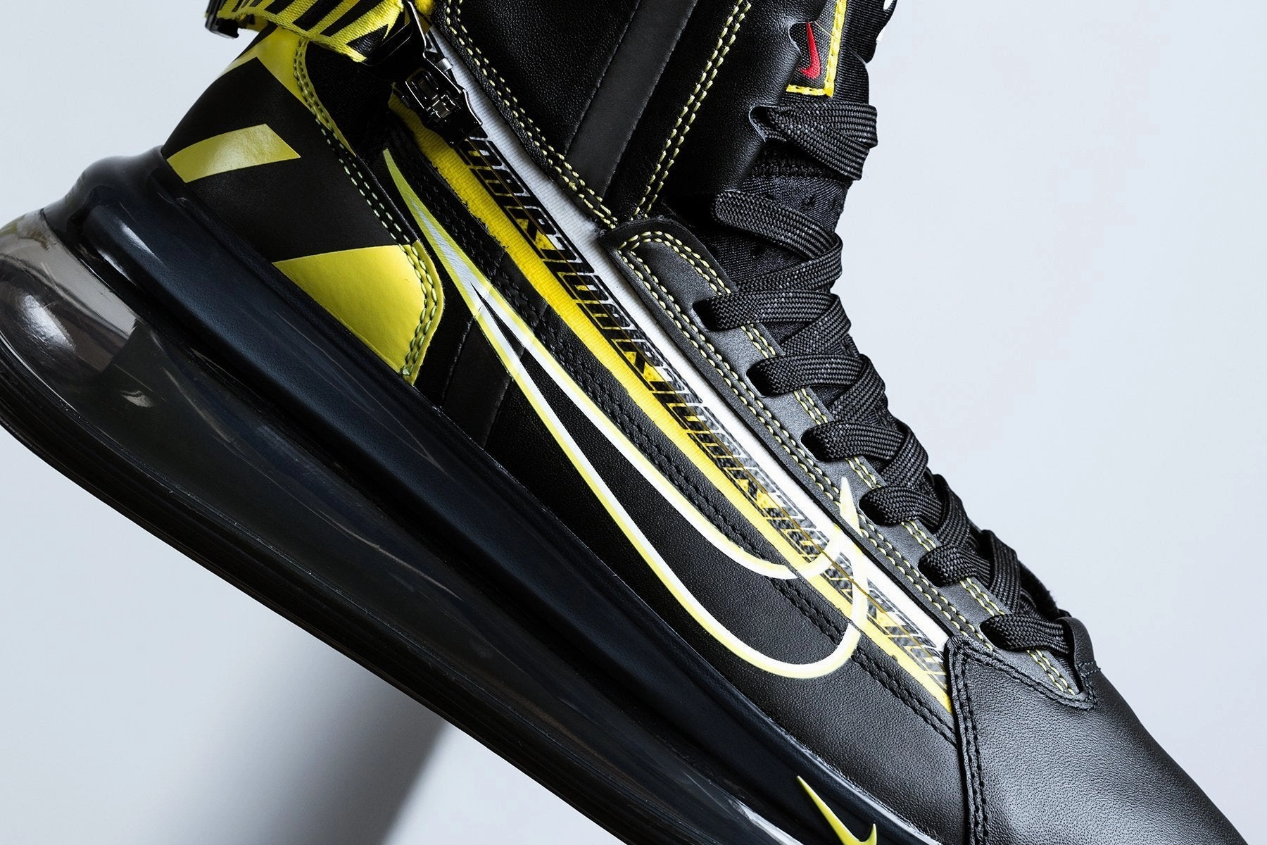 Air Max 720 Saturn AS QS - Black/Dynamic Yellow/University Red Nike Foam Comfort Trainers