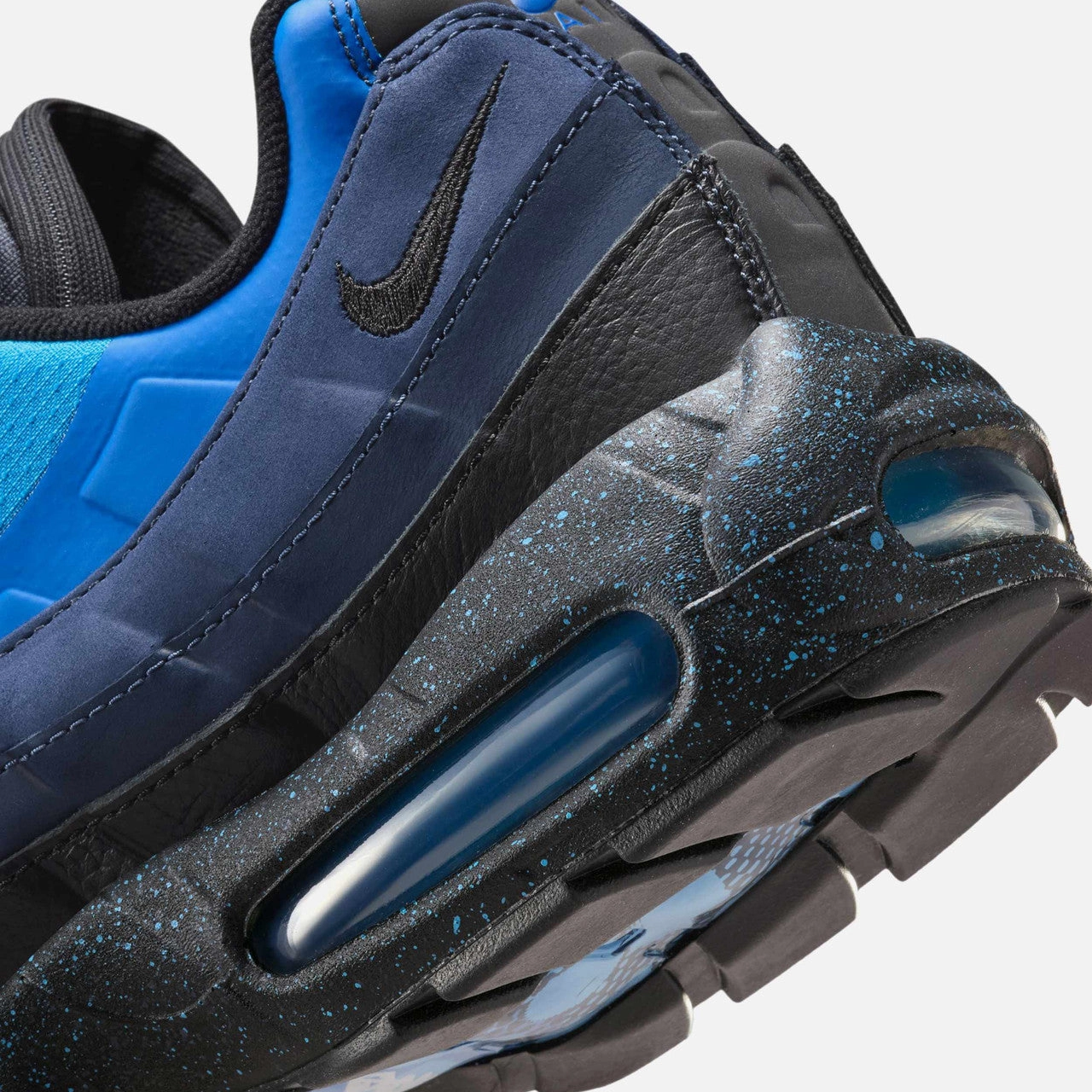 Air Max 95 SP x Stash Nike casual lifestyle sneakers