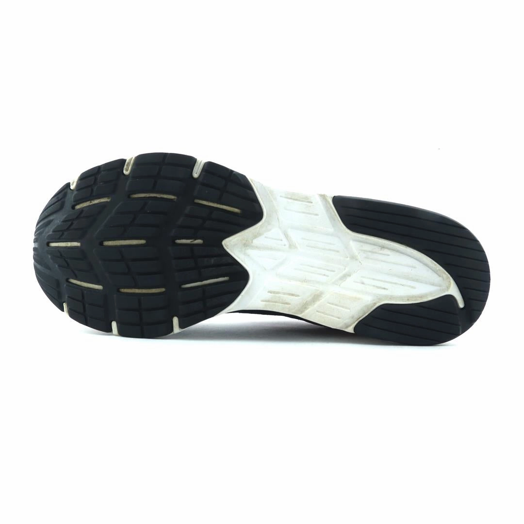 ASICS AMPLICA GS lightweight athletic shoe visuals