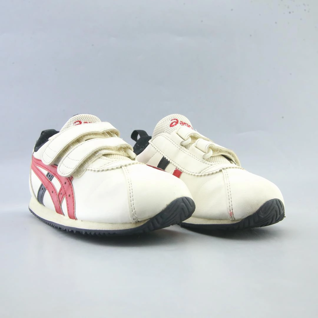 ASICS COTLA trainer shoe design snapshots