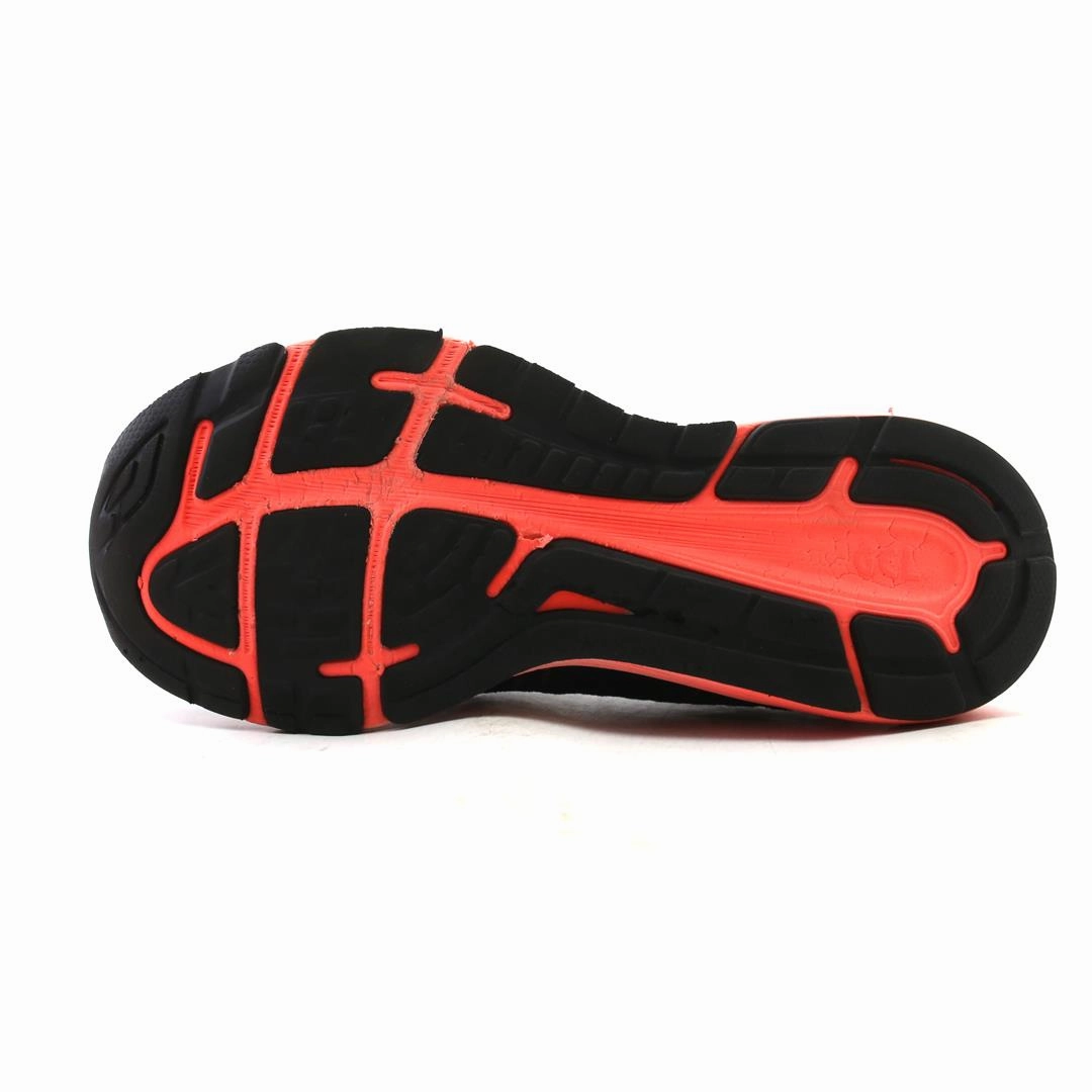 ASICS DYNAFLYTE 3 sporty Asics footwear images