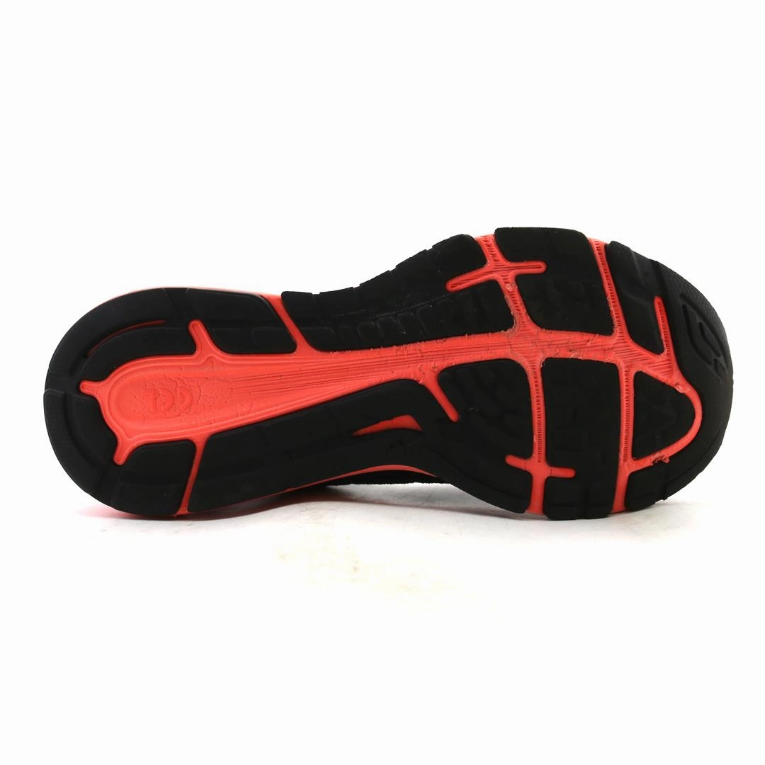 ASICS DYNAFLYTE 3 sporty Asics footwear images