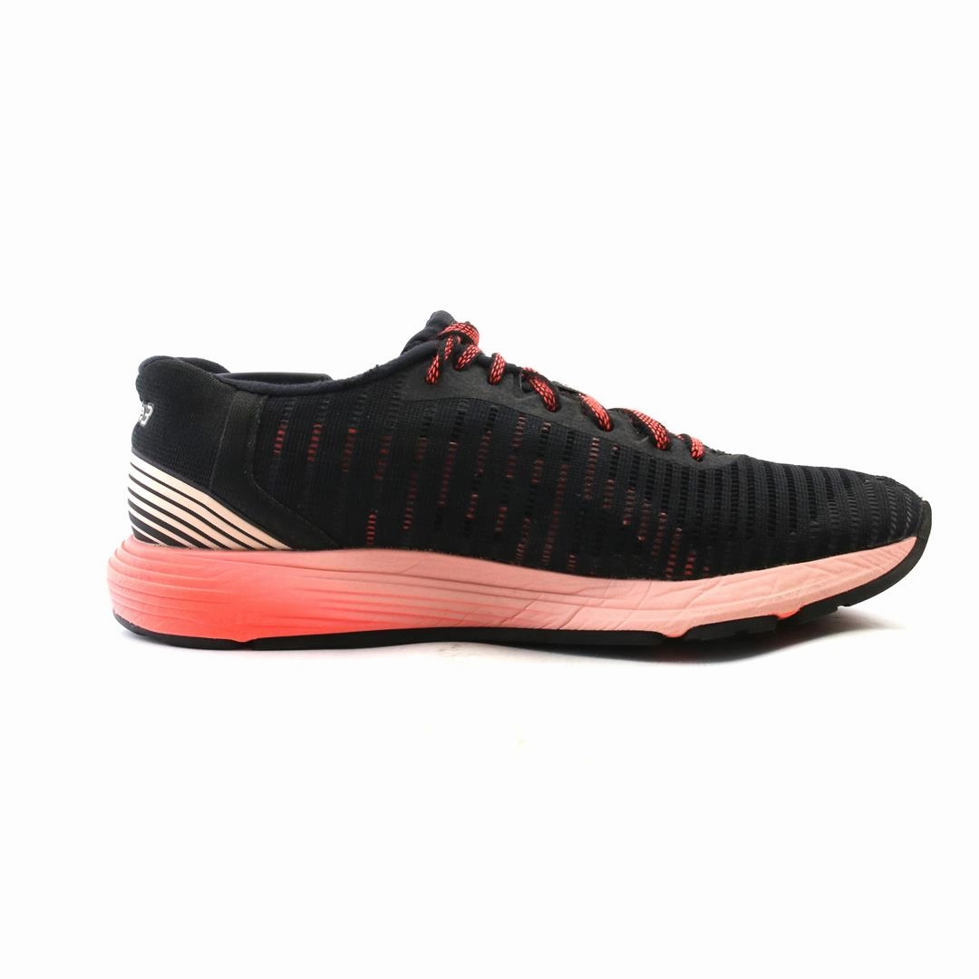 ASICS DYNAFLYTE 3 sporty Asics footwear images