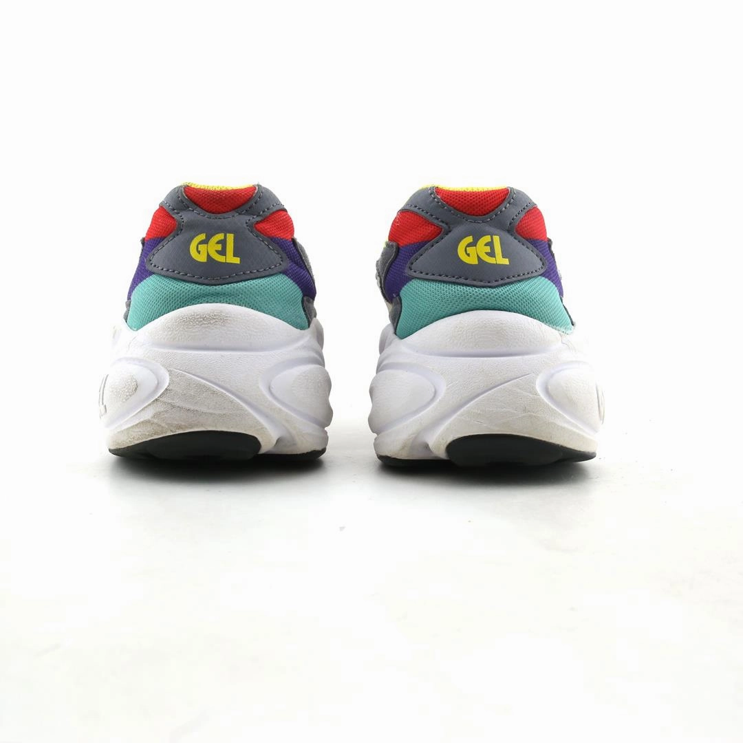 ASICS GEL-BND lightweight athletic shoe visuals