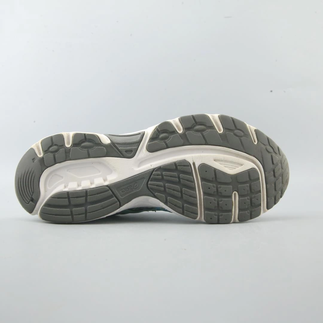 ASICS GEL CONTEND 2 performance running shoe photos